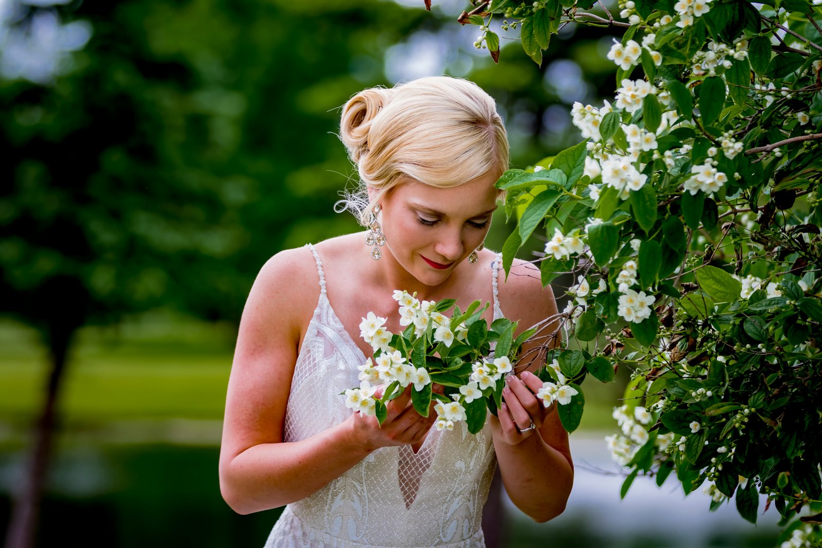 JS Weddings and Events, a Michigan and Mid West Wedding Planner. An earthy al fresco wedding style shoot with natural and organic elements.